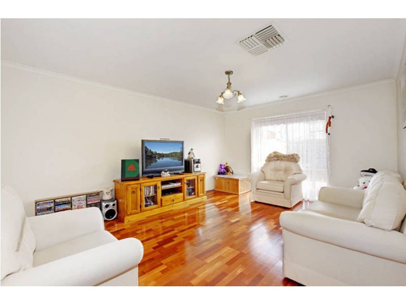 4 Parkside Walk, Hoppers Crossing VIC 3029