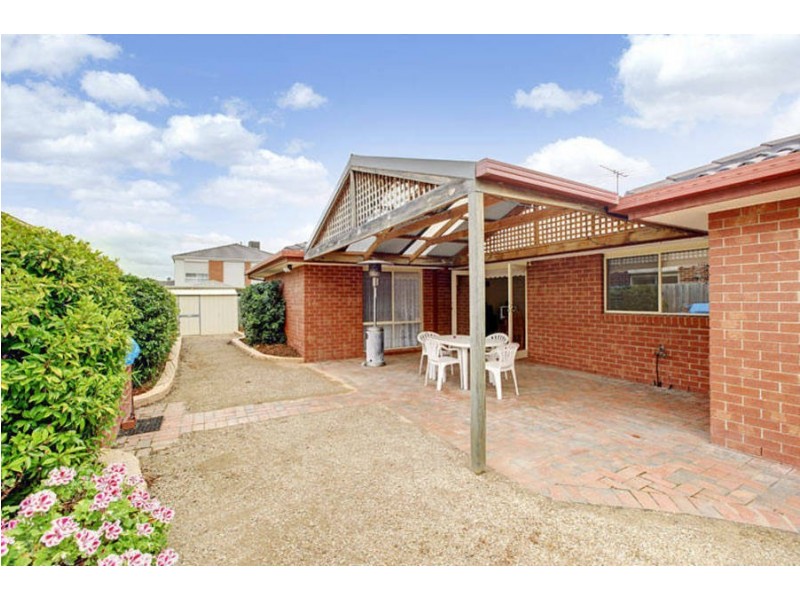 4 Parkside Walk, Hoppers Crossing VIC 3029
