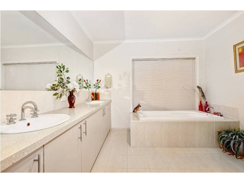 6 Chloris Court, Tarneit VIC 3029