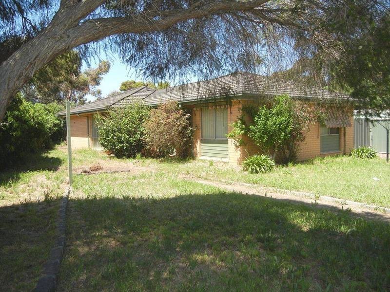 4 Malleehen Street, Werribee VIC 3030