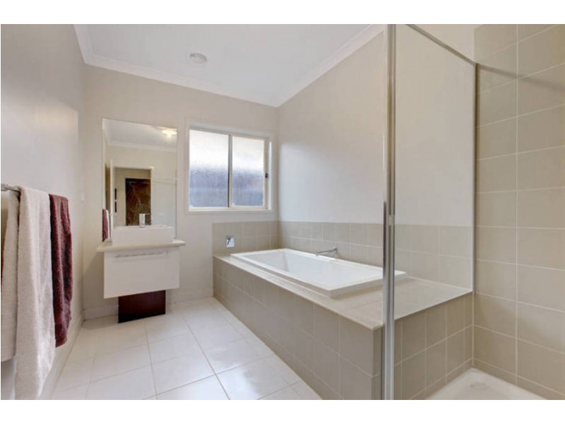 53 Hawkstone Road, Wyndham Vale VIC 3024