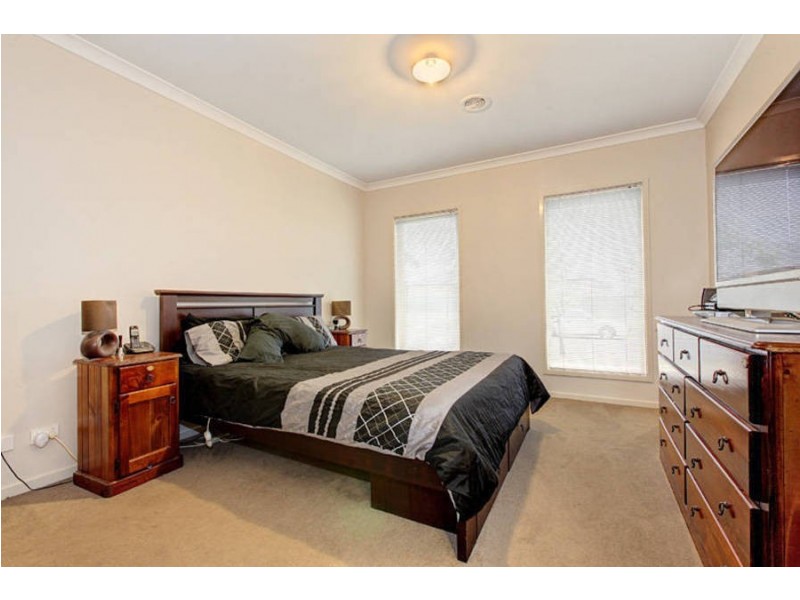 53 Hawkstone Road, Wyndham Vale VIC 3024