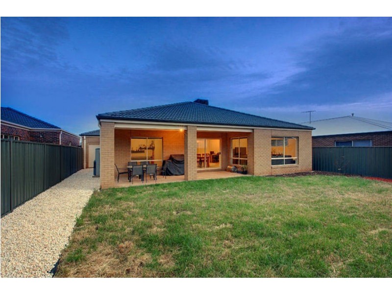 53 Hawkstone Road, Wyndham Vale VIC 3024