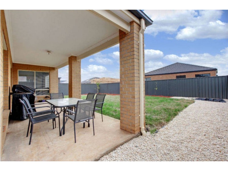 53 Hawkstone Road, Wyndham Vale VIC 3024