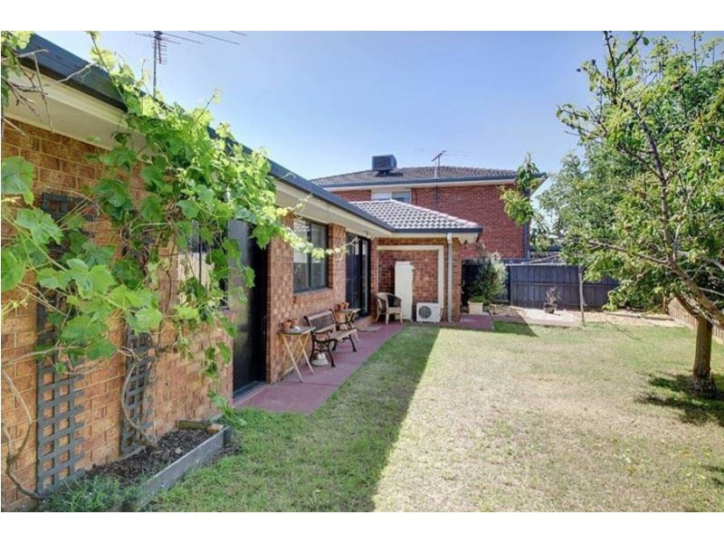 2 Lorraine Close, Hoppers Crossing VIC 3029