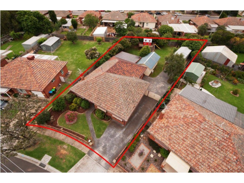 19 Carter Crescent, Werribee VIC 3030