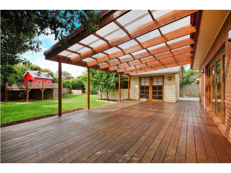19 Carter Crescent, Werribee VIC 3030