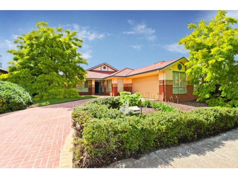 10 Conquest Drive, Werribee VIC 3030