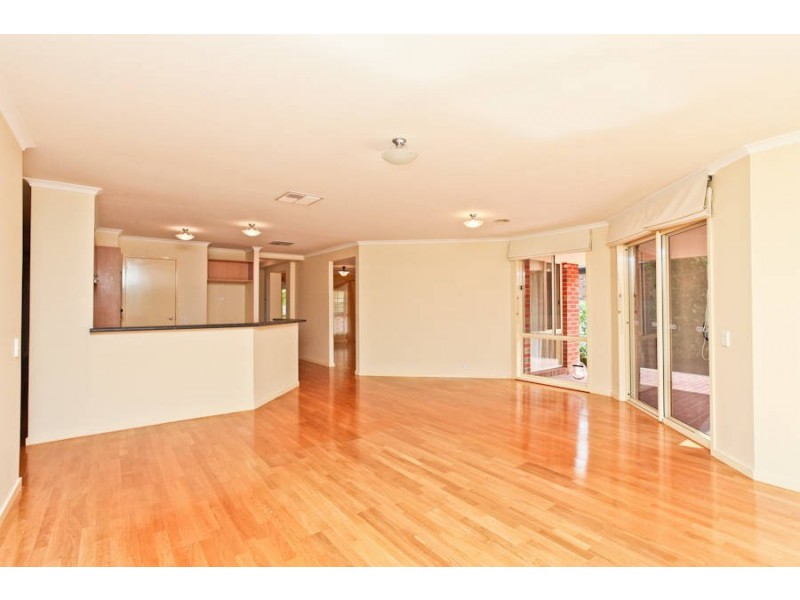 10 Conquest Drive, Werribee VIC 3030