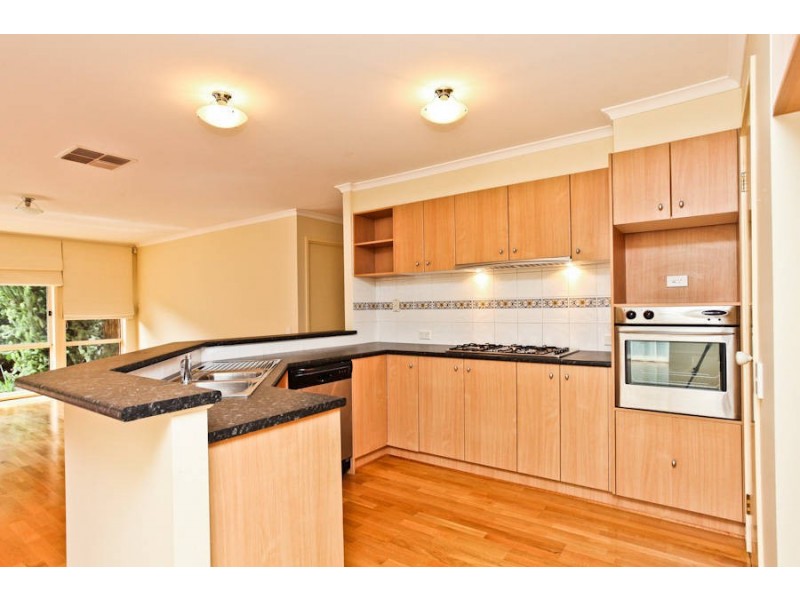 10 Conquest Drive, Werribee VIC 3030