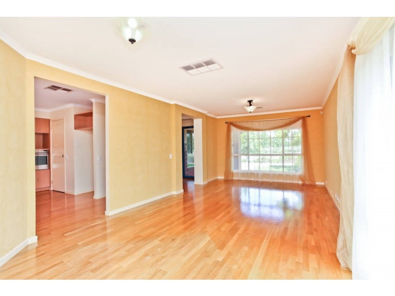 10 Conquest Drive, Werribee VIC 3030