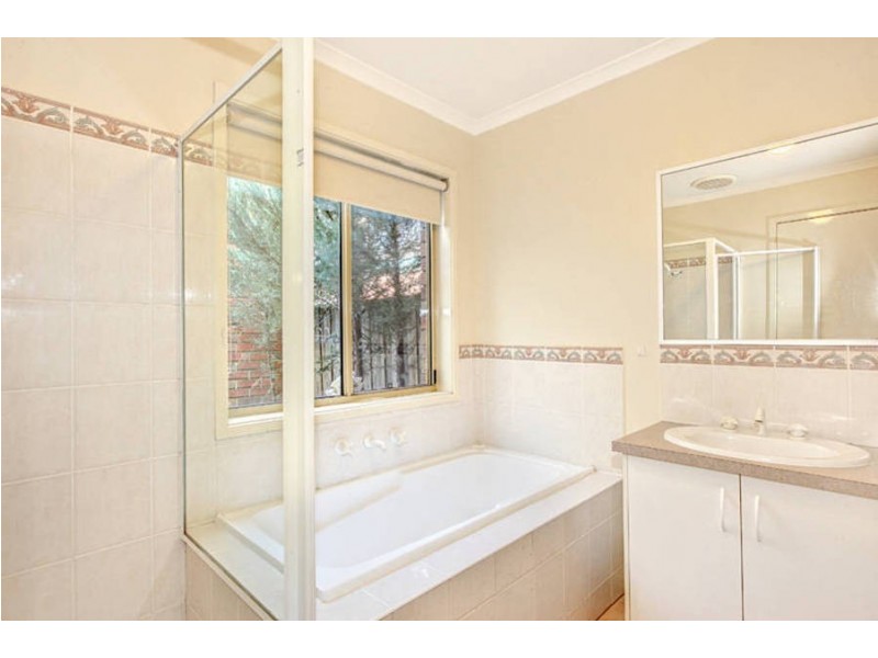 12 Cantal Court, Hoppers Crossing VIC 3029