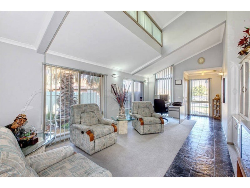 6 James Austin Place, Hoppers Crossing VIC 3029