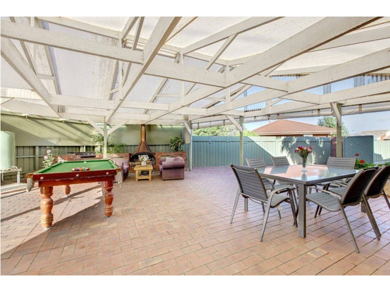 6 James Austin Place, Hoppers Crossing VIC 3029