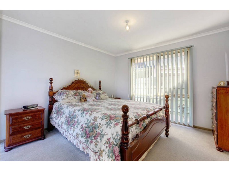 6 James Austin Place, Hoppers Crossing VIC 3029