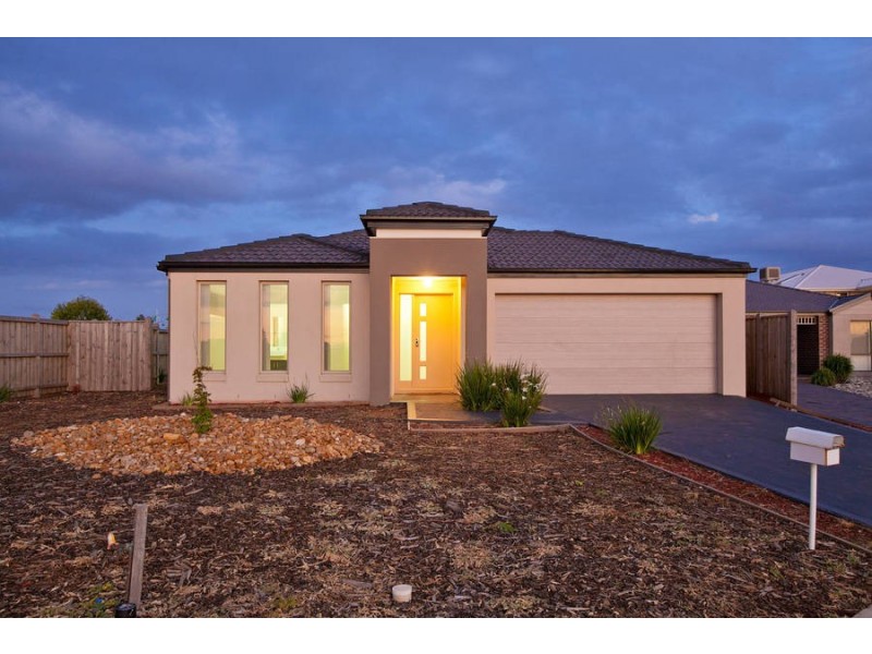 9 Butterfly Boulevard, Tarneit VIC 3029