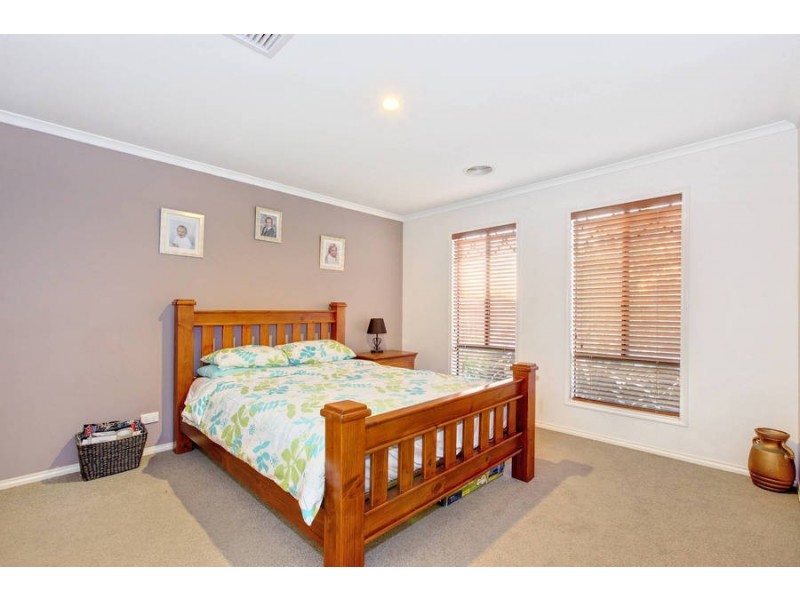 13 Albany Court, Werribee VIC 3030