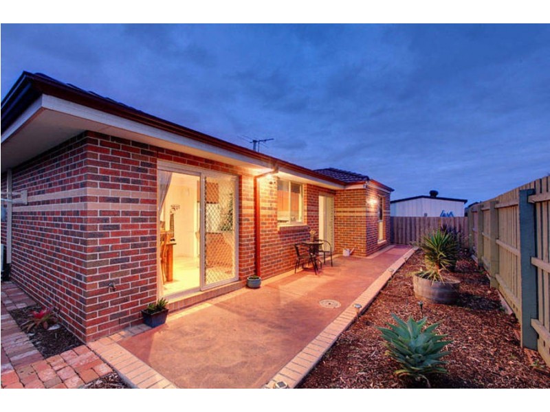 3/96-98 Thames Boulevard, Werribee VIC 3030