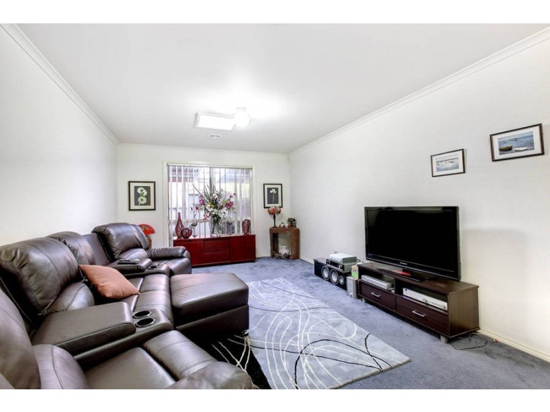 9 Charlotte Crescent, Wyndham Vale VIC 3024
