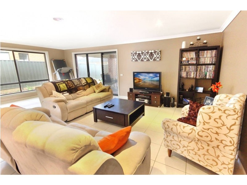 5 Kinglake Drive, Wyndham Vale VIC 3024