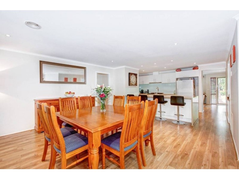 33 Harvest Way, Werribee VIC 3030