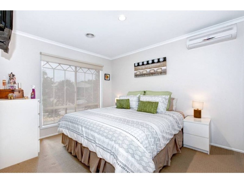 33 Harvest Way, Werribee VIC 3030