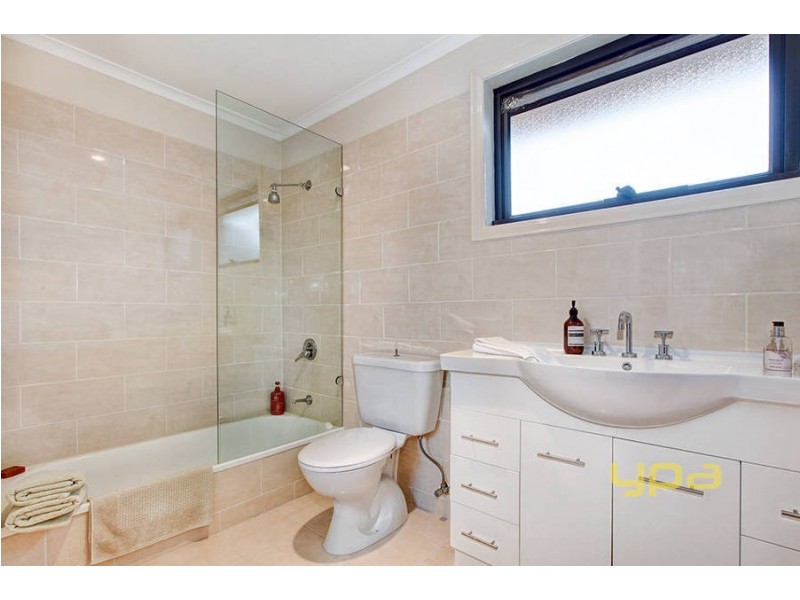 5/31-33 Deutgam Street, Werribee VIC 3030