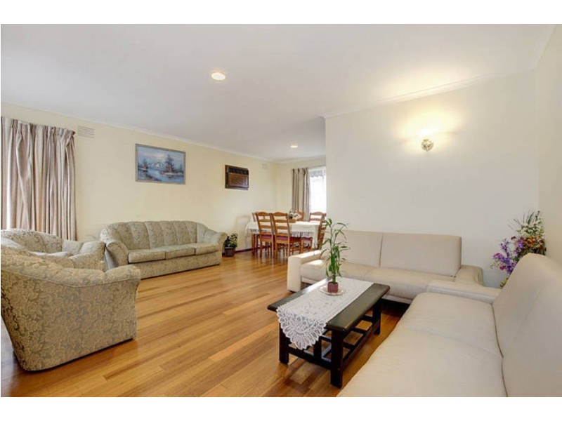 9 Roseland Crescent, Hoppers Crossing VIC 3029