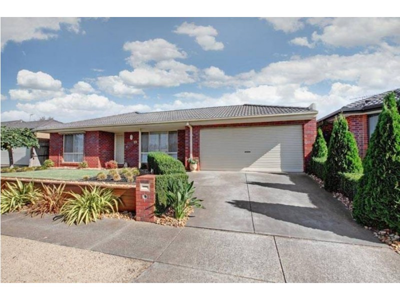 19 Hawthorn Drive, Hoppers Crossing VIC 3029