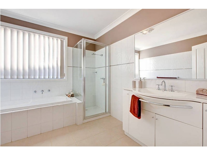 5 Regency Terrace, Hoppers Crossing VIC 3029