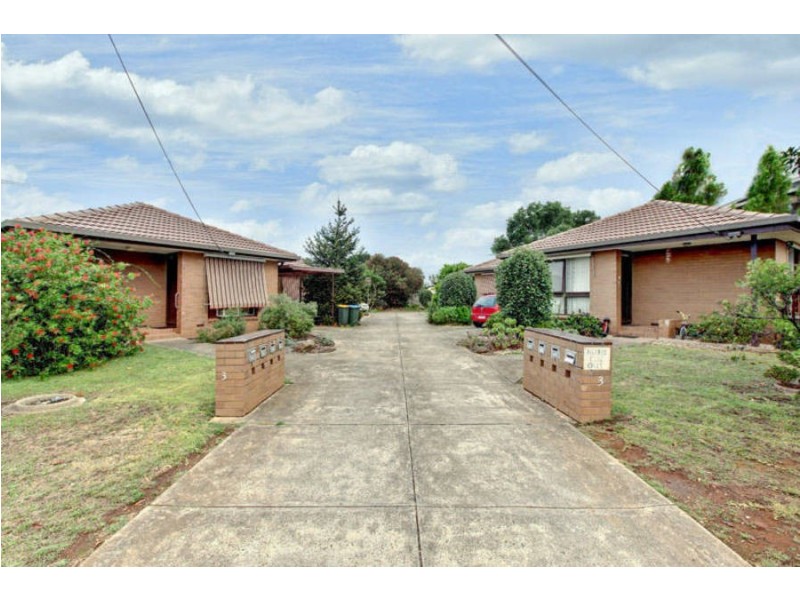 4/3 Doolan Street, Werribee VIC 3030