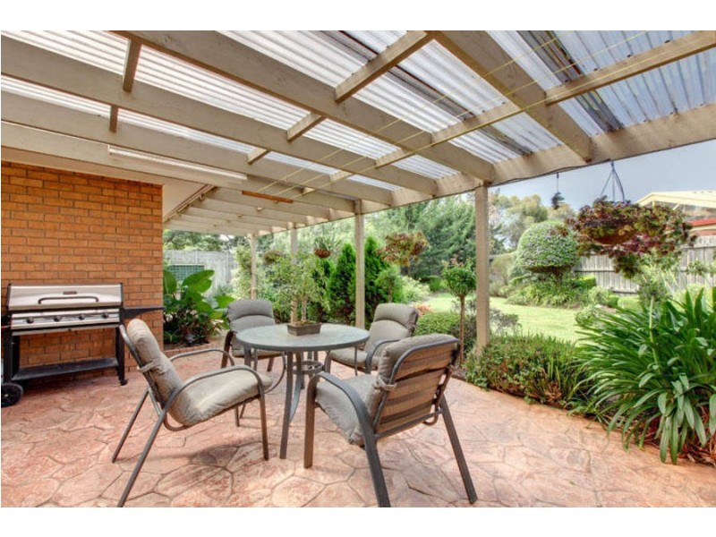 6 Chigwell Court, Hoppers Crossing VIC 3029