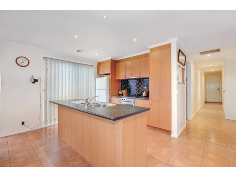 1/173 Ballan Road, Wyndham Vale VIC 3024
