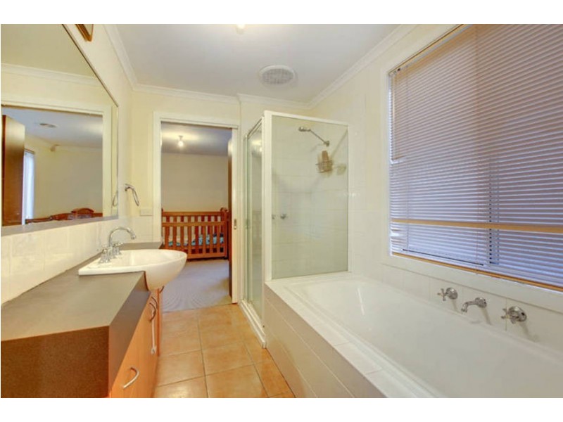 1/173 Ballan Road, Wyndham Vale VIC 3024