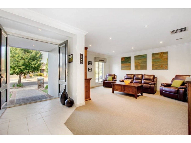 39 Evans Way, Werribee VIC 3030