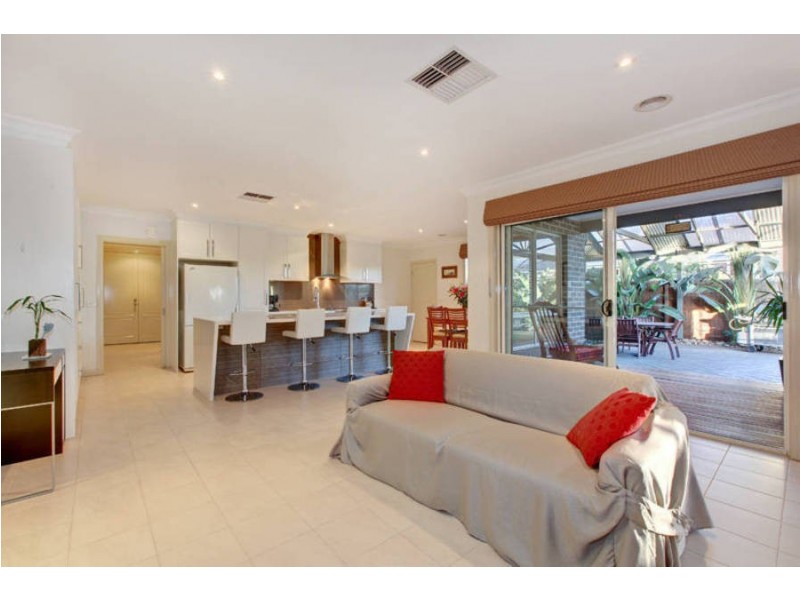 39 Evans Way, Werribee VIC 3030