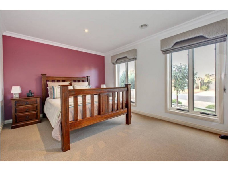 39 Evans Way, Werribee VIC 3030