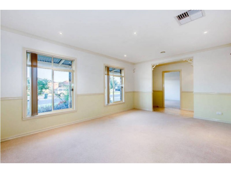 1/153 Kingston Boulevard, Hoppers Crossing VIC 3029