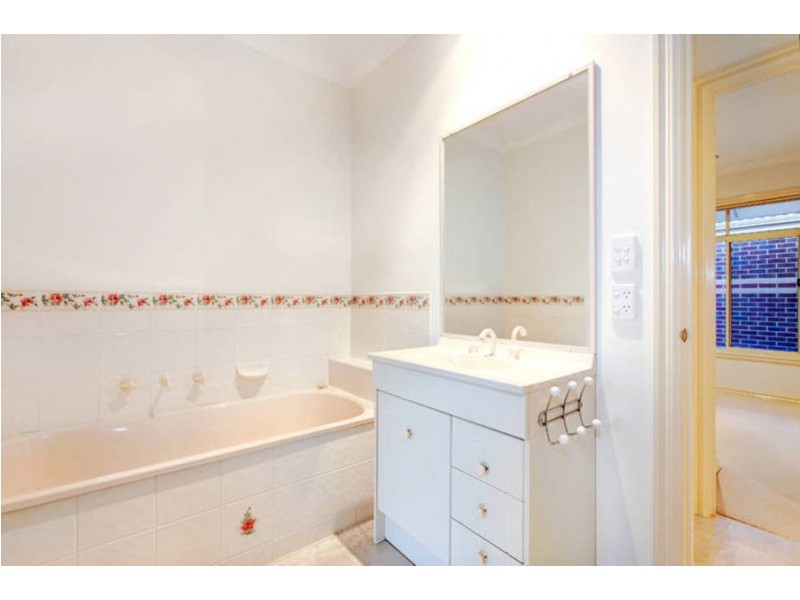 1/153 Kingston Boulevard, Hoppers Crossing VIC 3029