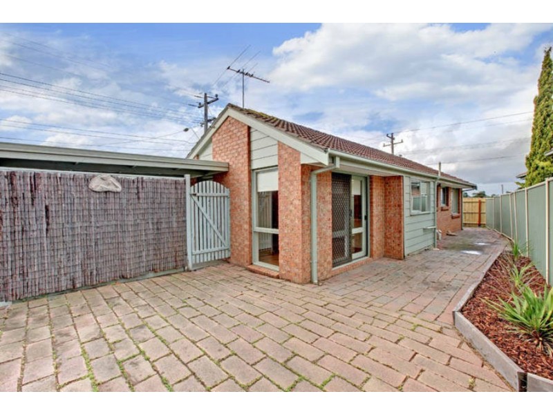 1 Cameron Drive, Hoppers Crossing VIC 3029