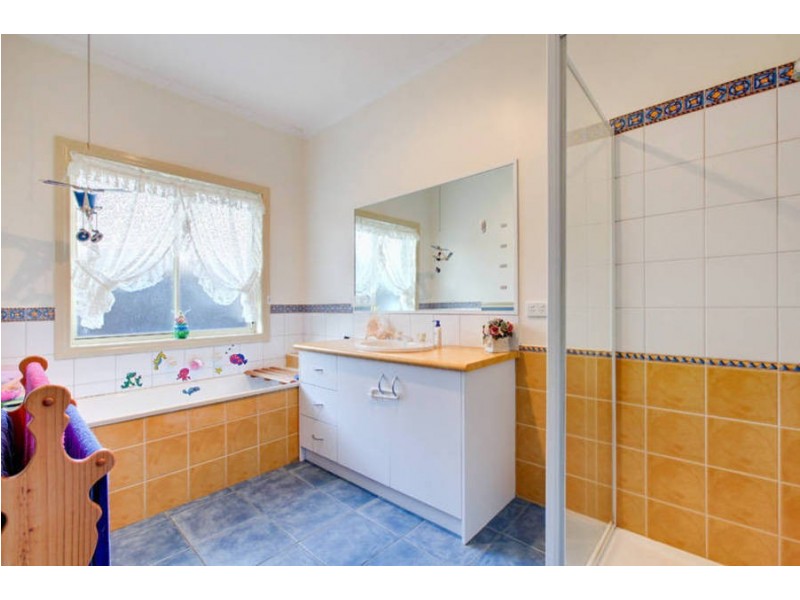 13 Greengables Drive, Wyndham Vale VIC 3024