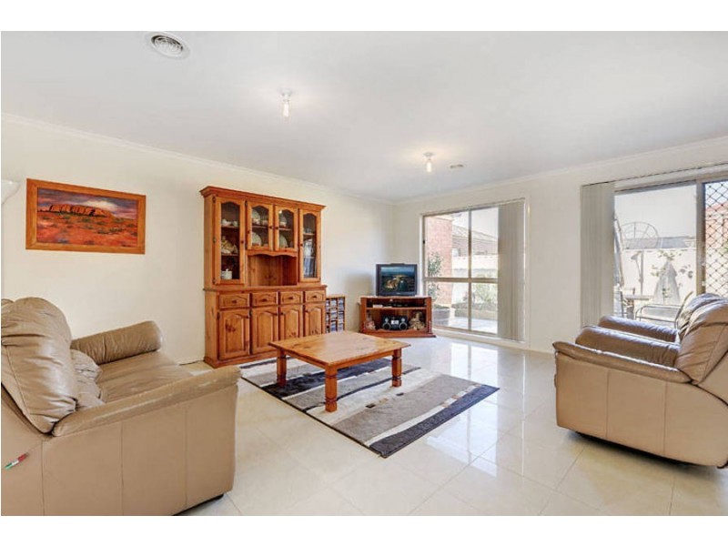2/10 Vanderbilt Avenue, Truganina VIC 3029