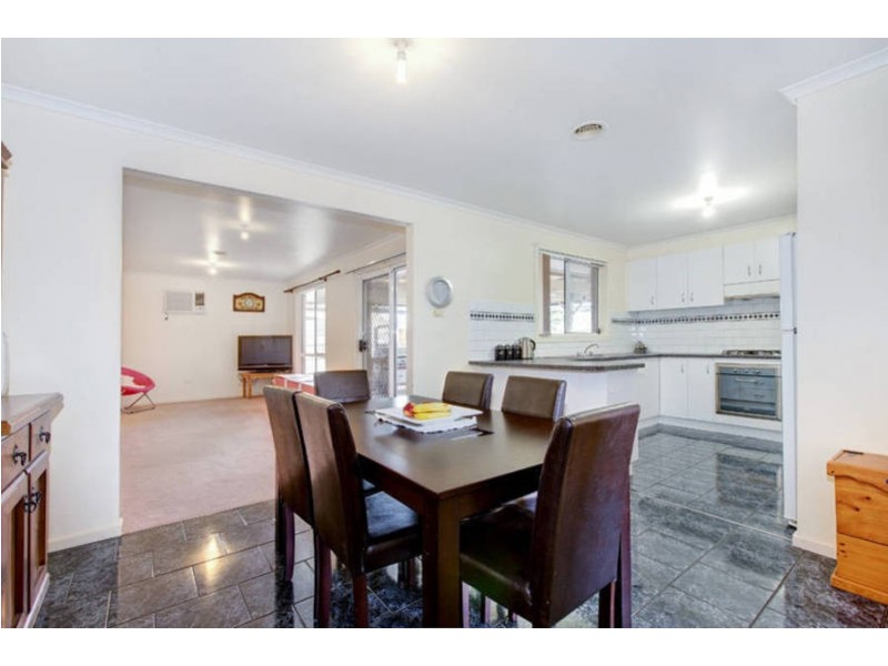 26 Carshalton Court, Hoppers Crossing VIC 3029