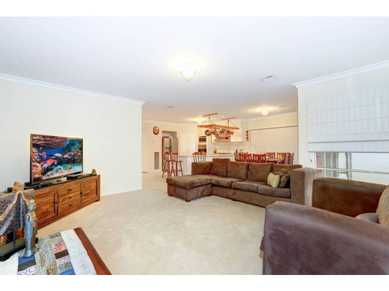 13 River Run Drive, Werribee VIC 3030