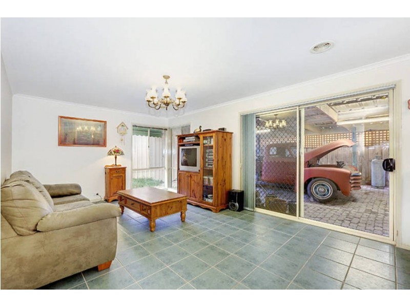 10 Carolyn Drive, Hoppers Crossing VIC 3029