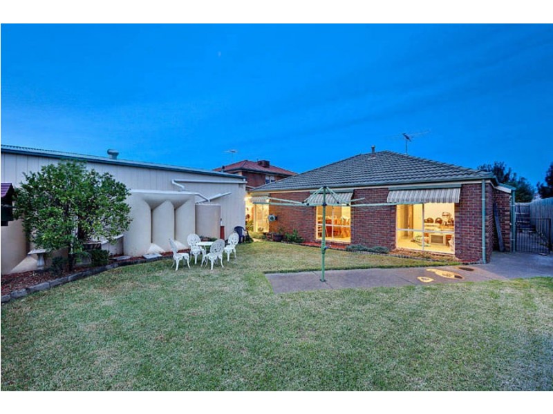 10 Carolyn Drive, Hoppers Crossing VIC 3029