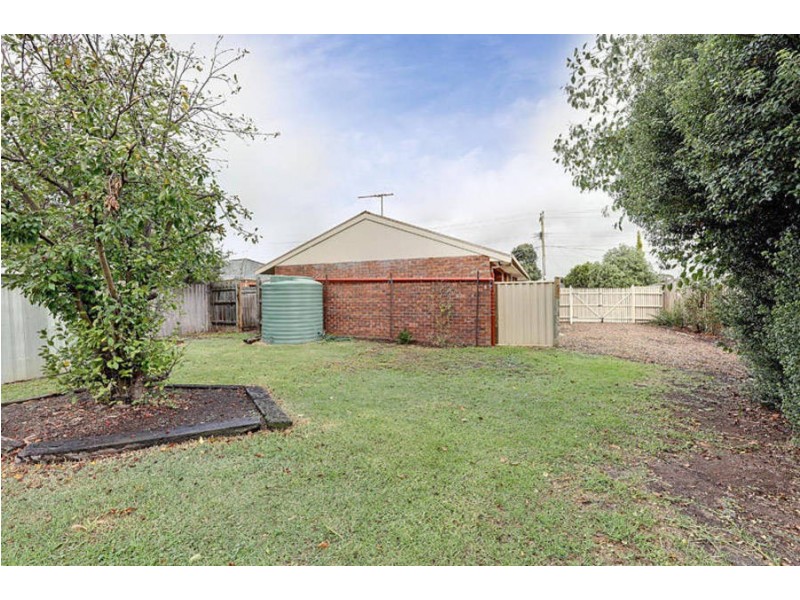 16 Pannam Drive, Hoppers Crossing VIC 3029