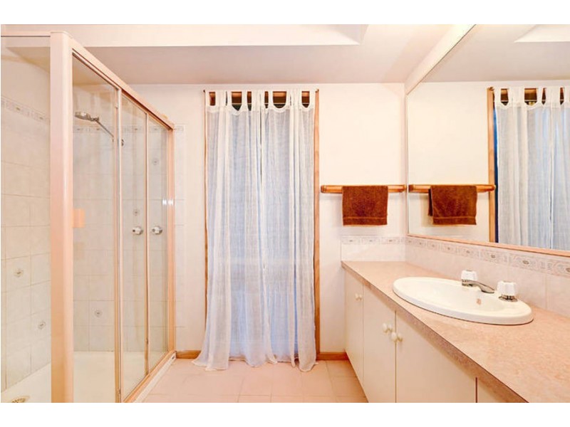 15 Jillard Walk, Hoppers Crossing VIC 3029