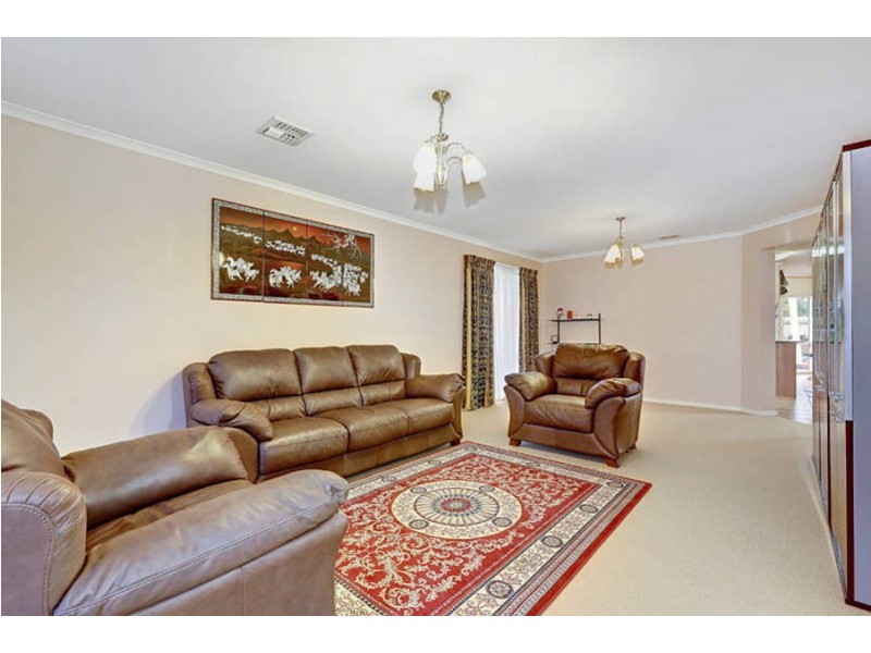 9 Lynbridge Crescent, Tarneit VIC 3029