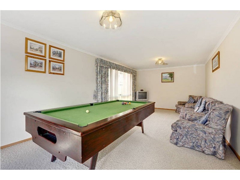 215 Bellbridge Drive, Hoppers Crossing VIC 3029